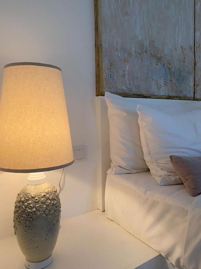 Saffron Robes Living Hotel Хикадува Екстериор снимка